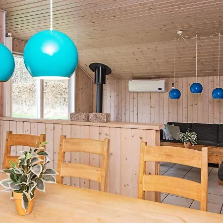 8 Person In Juelsminde